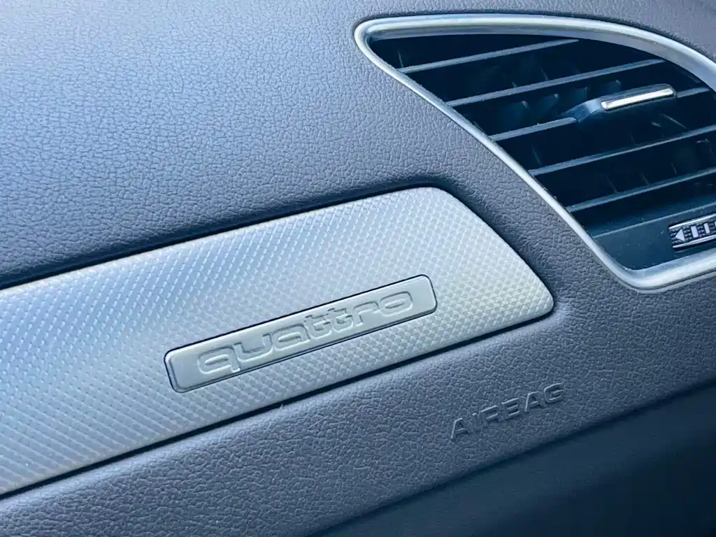 Audi A4 2014 — фото 8
