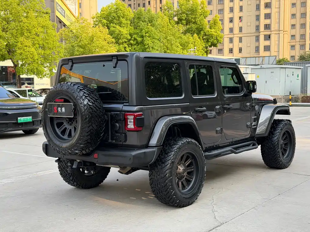 Jeep Wrangler 2021 — фото 8