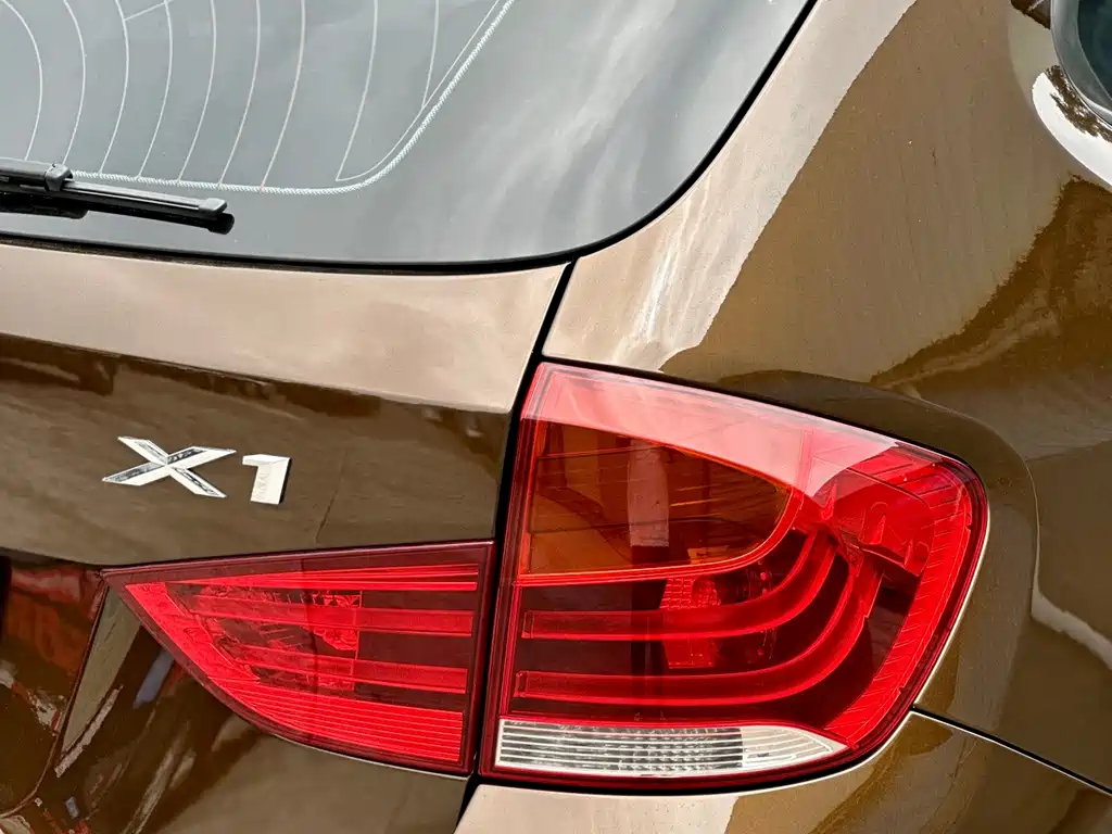 BMW X1 2013 — фото 42