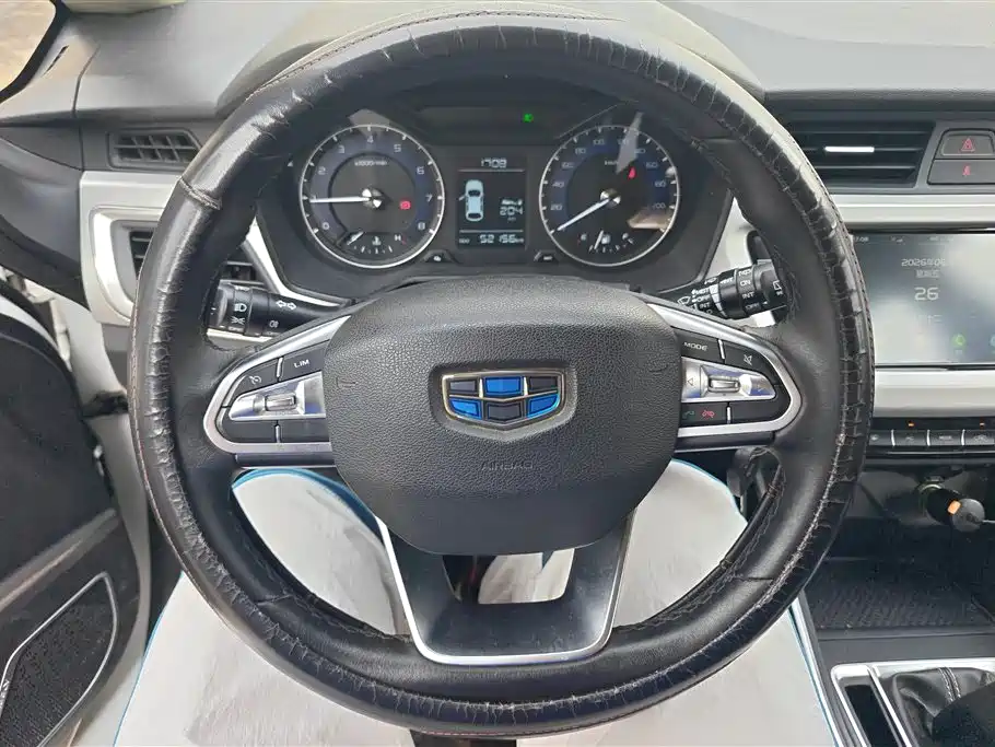 Geely Vision X3 2020 — фото 15
