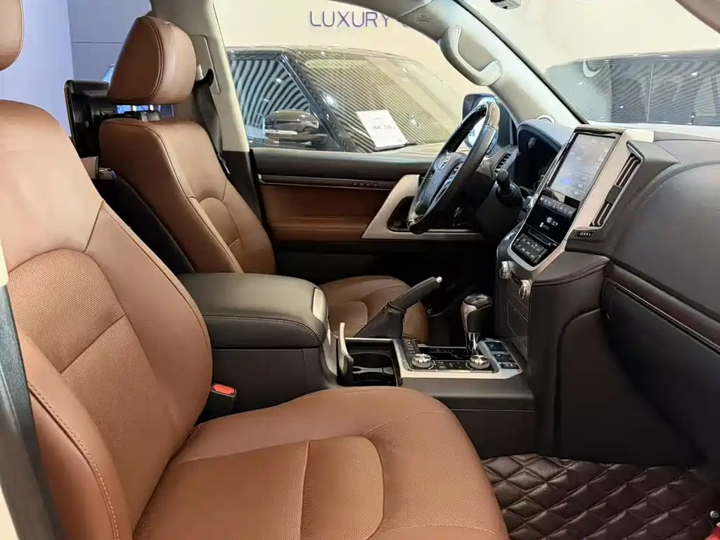 Toyota Land Cruiser 2019 — фото 9