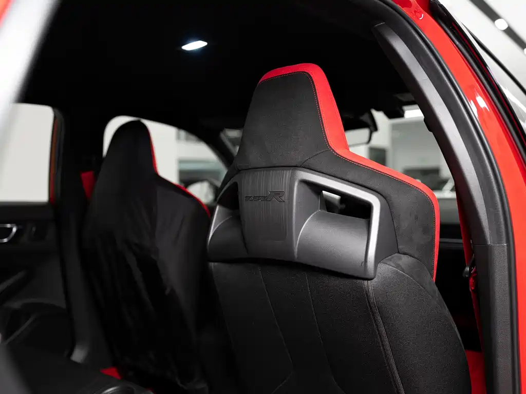 Honda Civic 2023 — фото 11