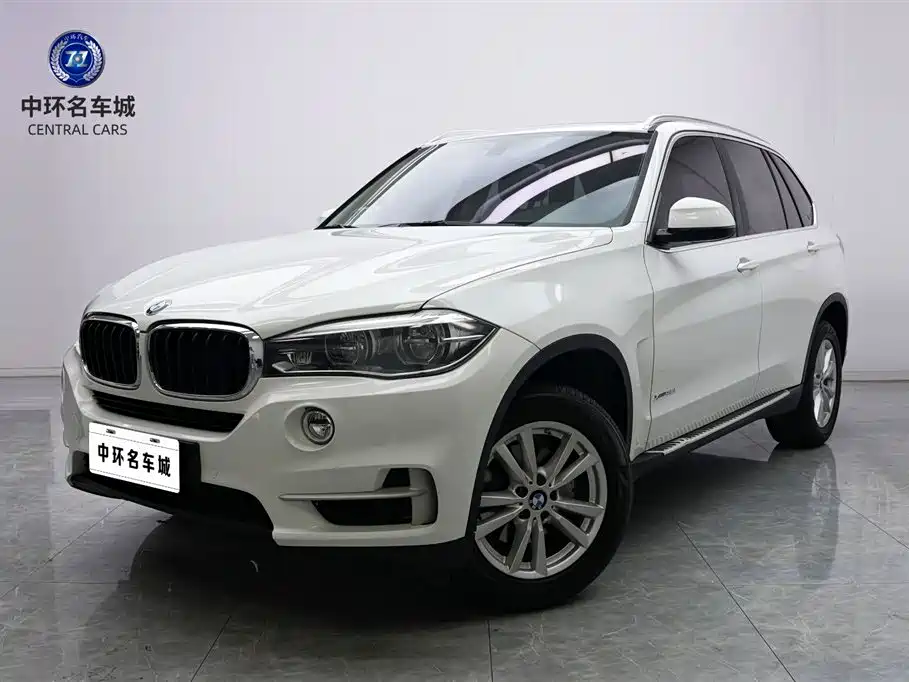 BMW X5 2019 — фото 1