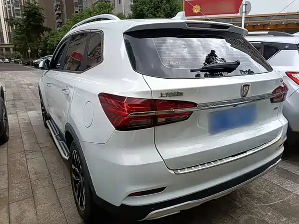 Roewe RX5 2017