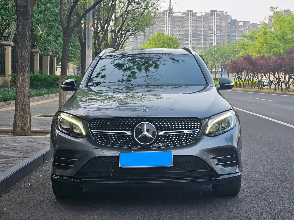 Mercedes-Benz GLC AMG 2018 — фото 4