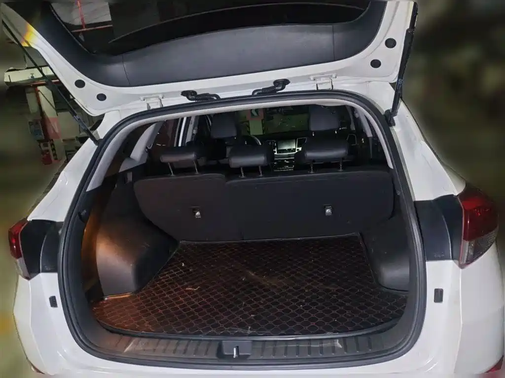 Hyundai Tucson 2016 — фото 15