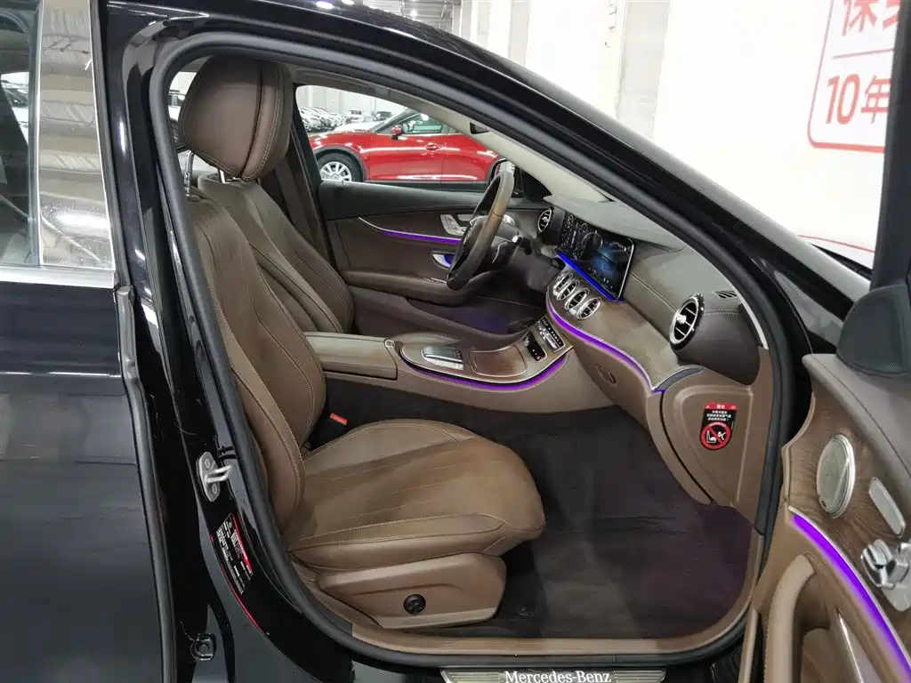 Mercedes-Benz E-Class 2023 — фото 23