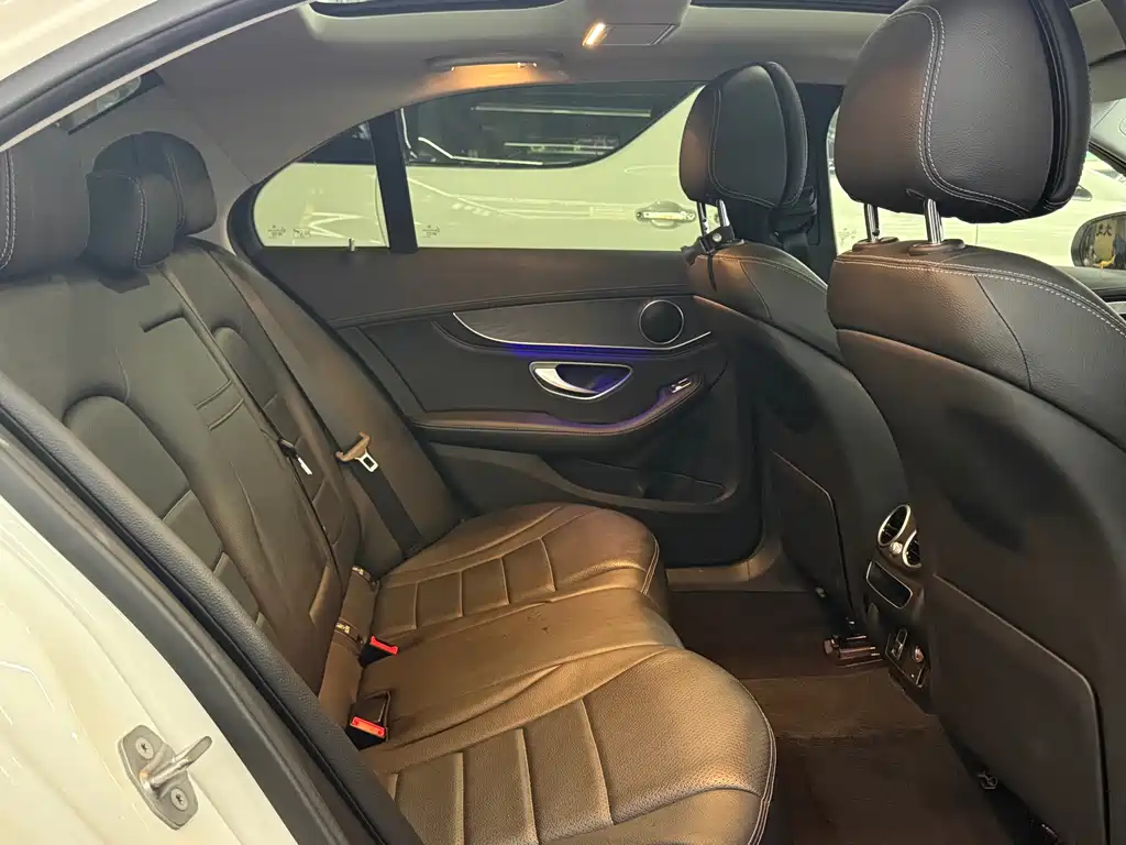 Mercedes-Benz C-Class 2020 — фото 19