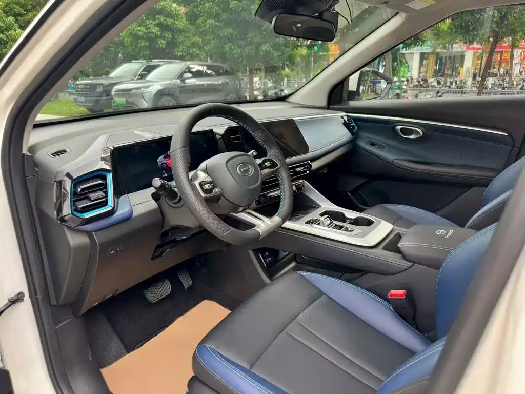 GAC Trumpchi GS3 2025 — фото 9