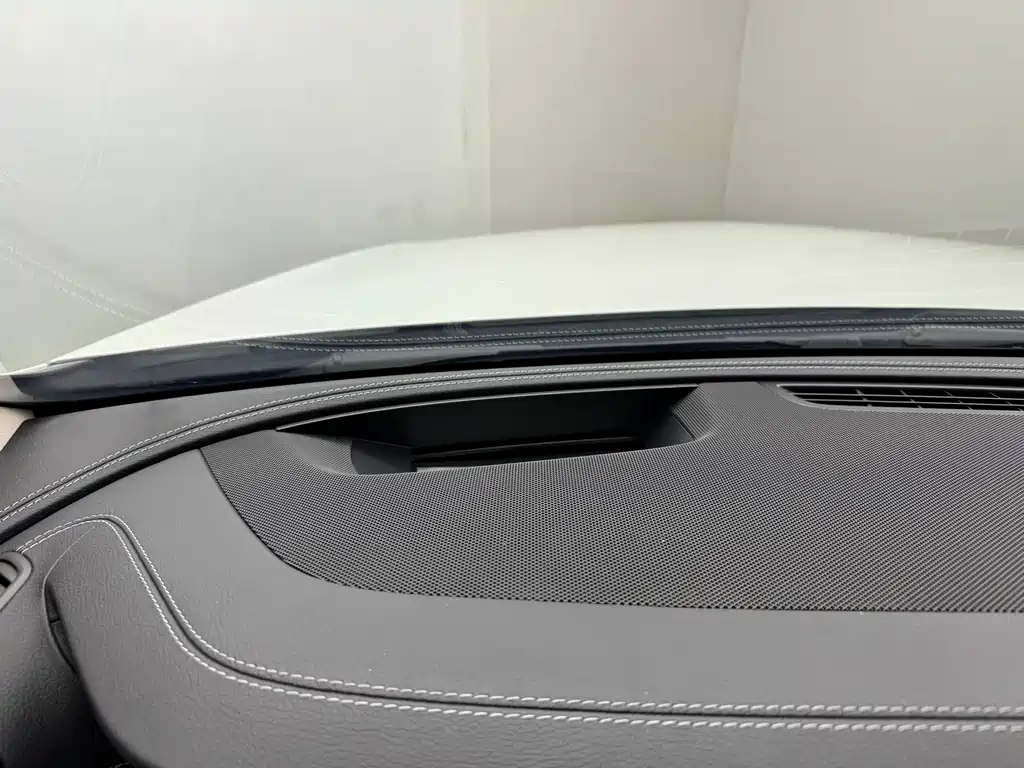 Mercedes-Benz E-Class 2020 — фото 21