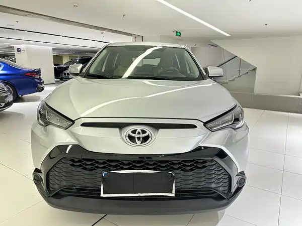 Toyota Frontlander 2024