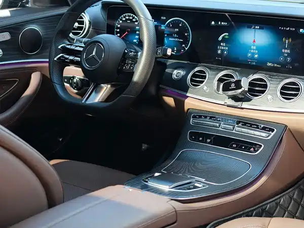 Mercedes-Benz E-Class 2021