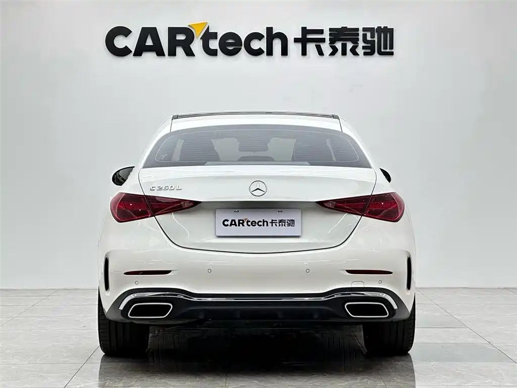 Mercedes-Benz C-Class 2024 — фото 4