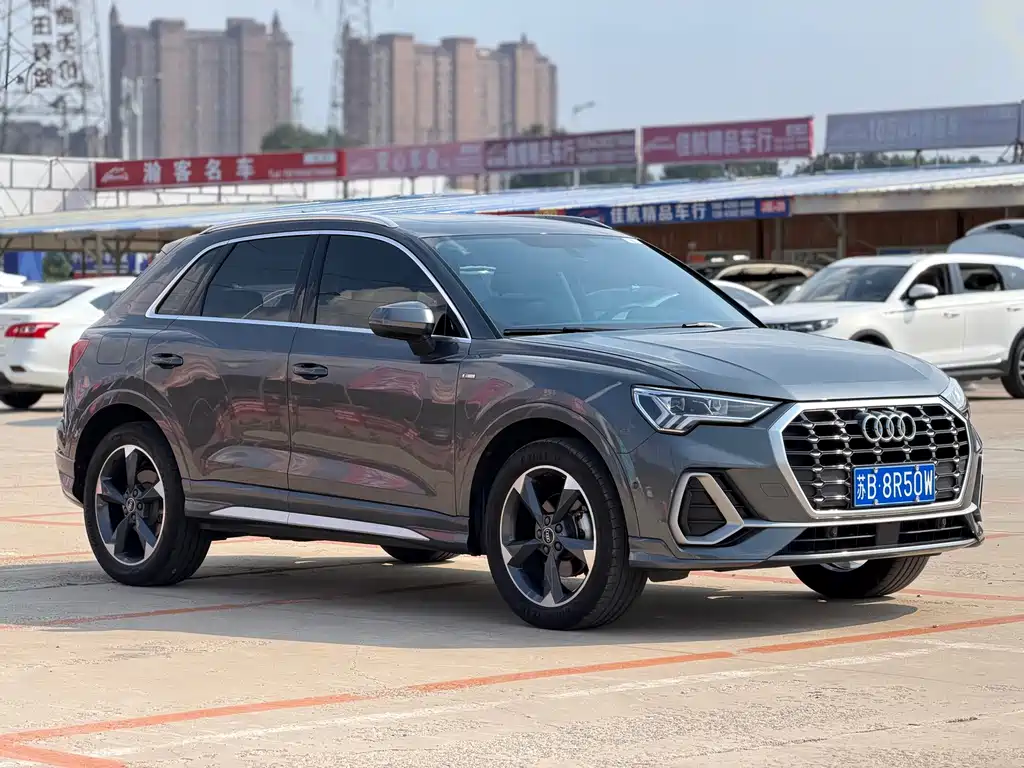 Audi Q3 2022