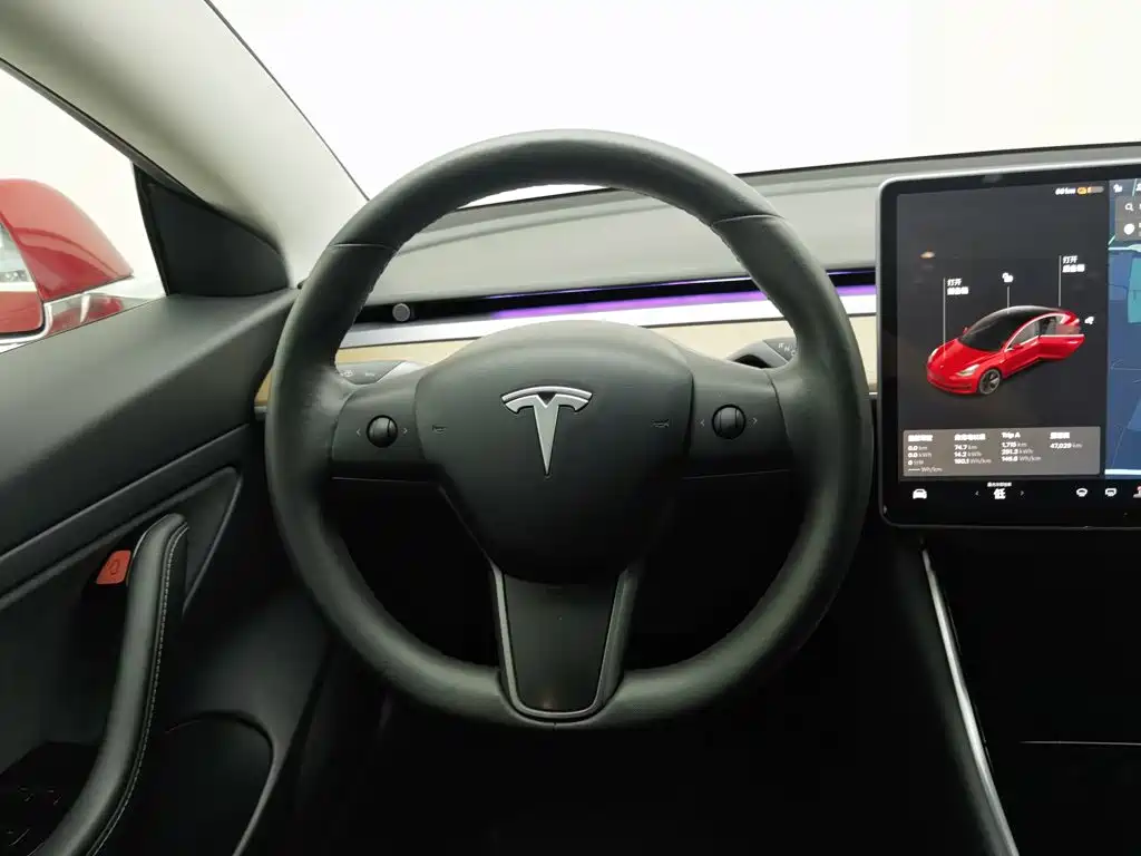 Tesla Model 3 2020 — фото 11