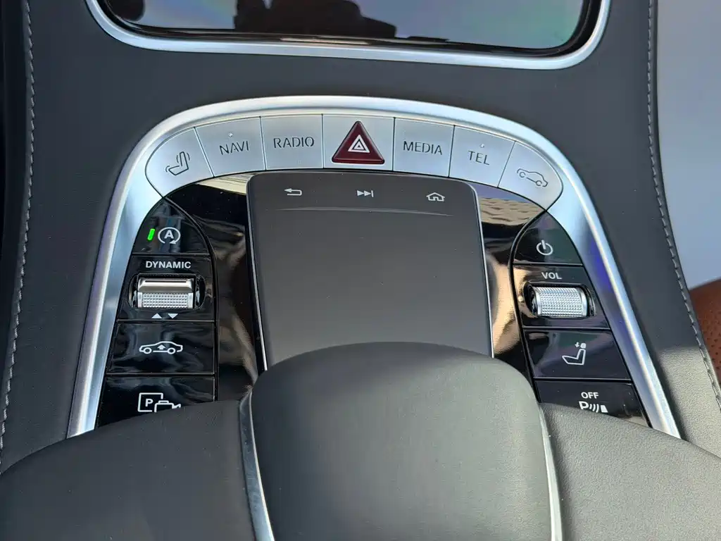 Mercedes-Benz Maybach S-Class 2020 — фото 11