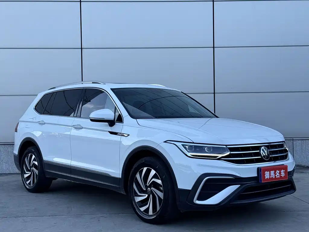 Volkswagen Tiguan L 2022