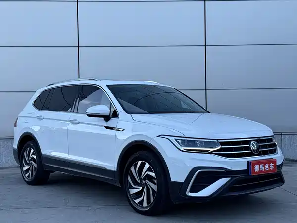 Volkswagen Tiguan L 2022
