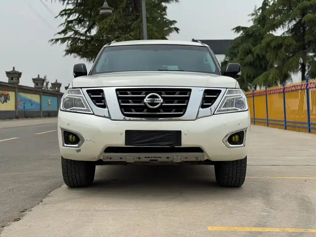 Nissan Patrol 2017 — фото 2
