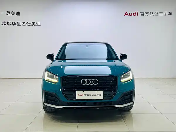 Audi Q2L 2019