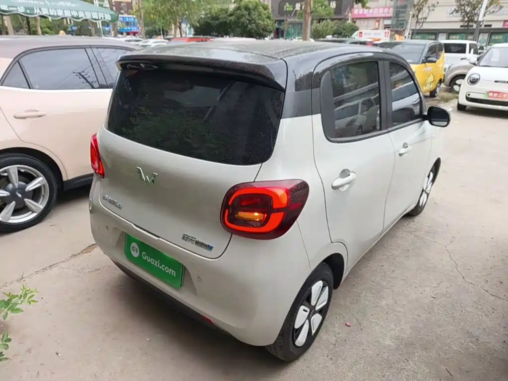 Wuling Hongguang MINIEV 2025