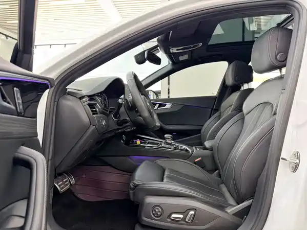 Audi A4L 2024
