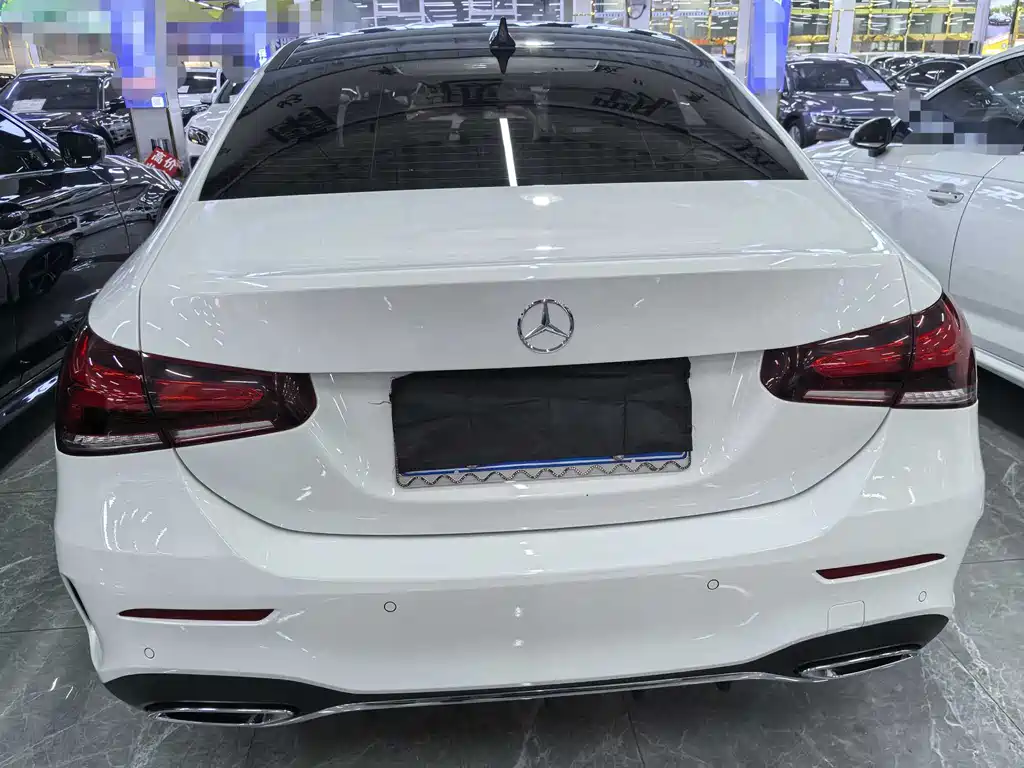 Mercedes-Benz A-Class 2023 — фото 5