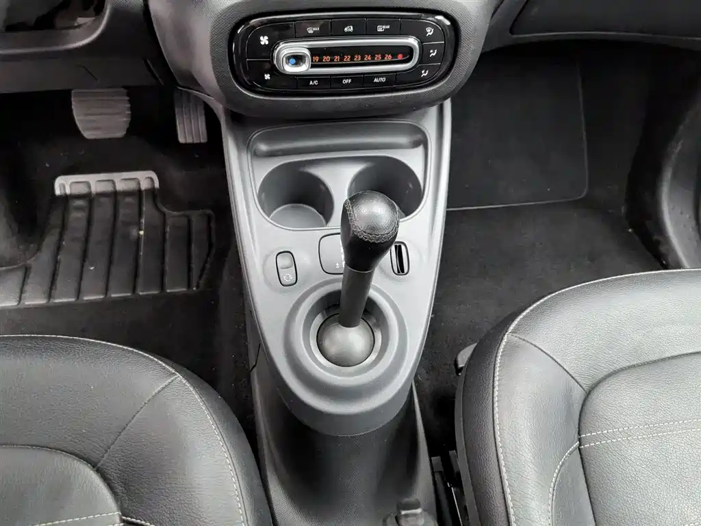 smart Forfour 2017 — фото 13
