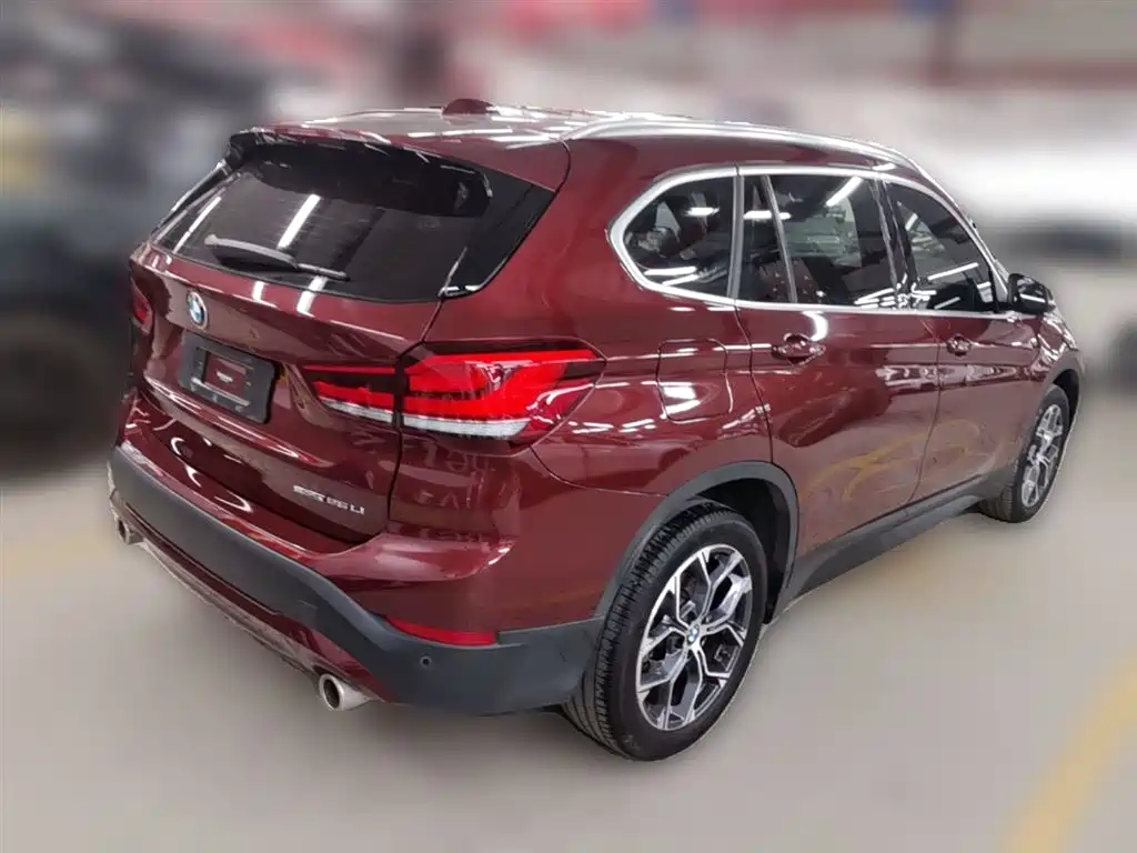 BMW X1 2021 — фото 12