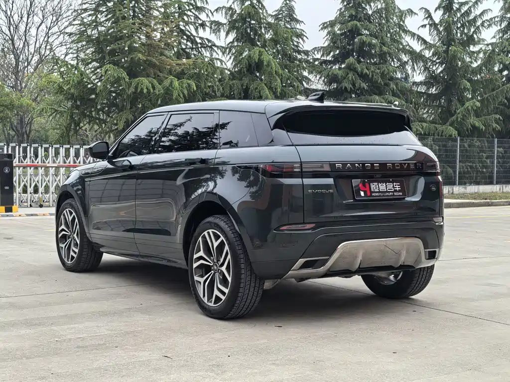 Land Rover Evoque 2025 — фото 26