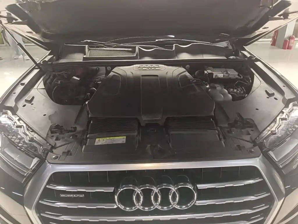 Audi Q7 2017 — фото 20