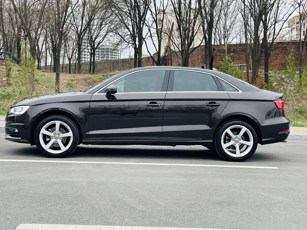 Audi A3 2016 — фото 19