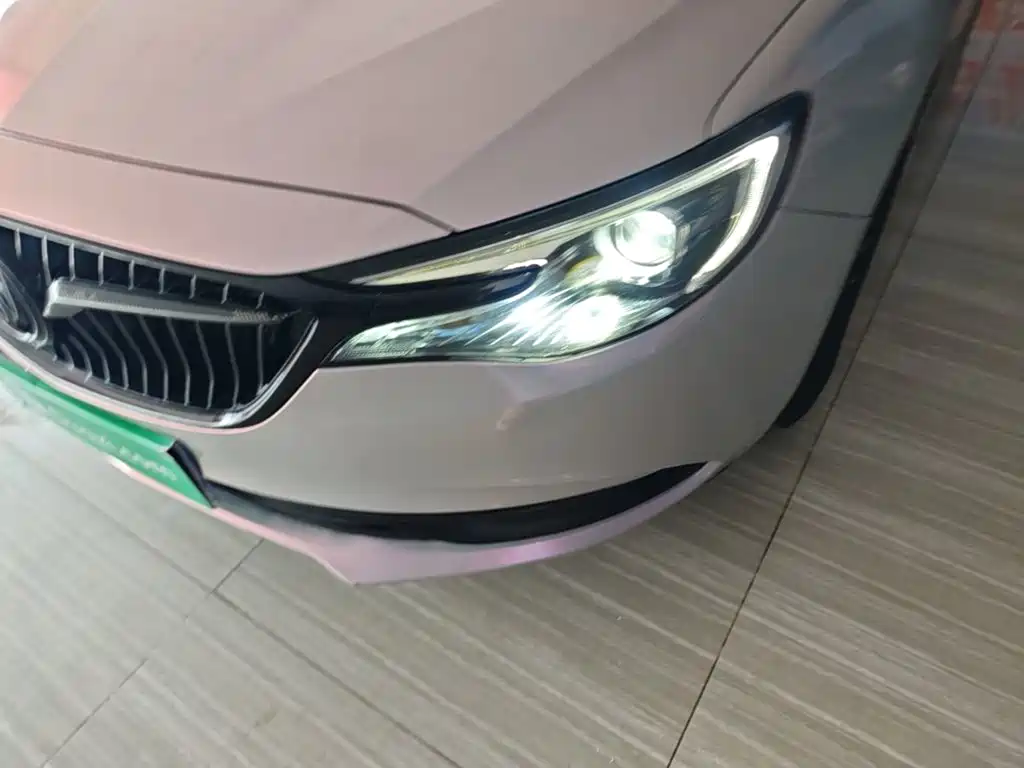 Buick Excelle 2018 — фото 24