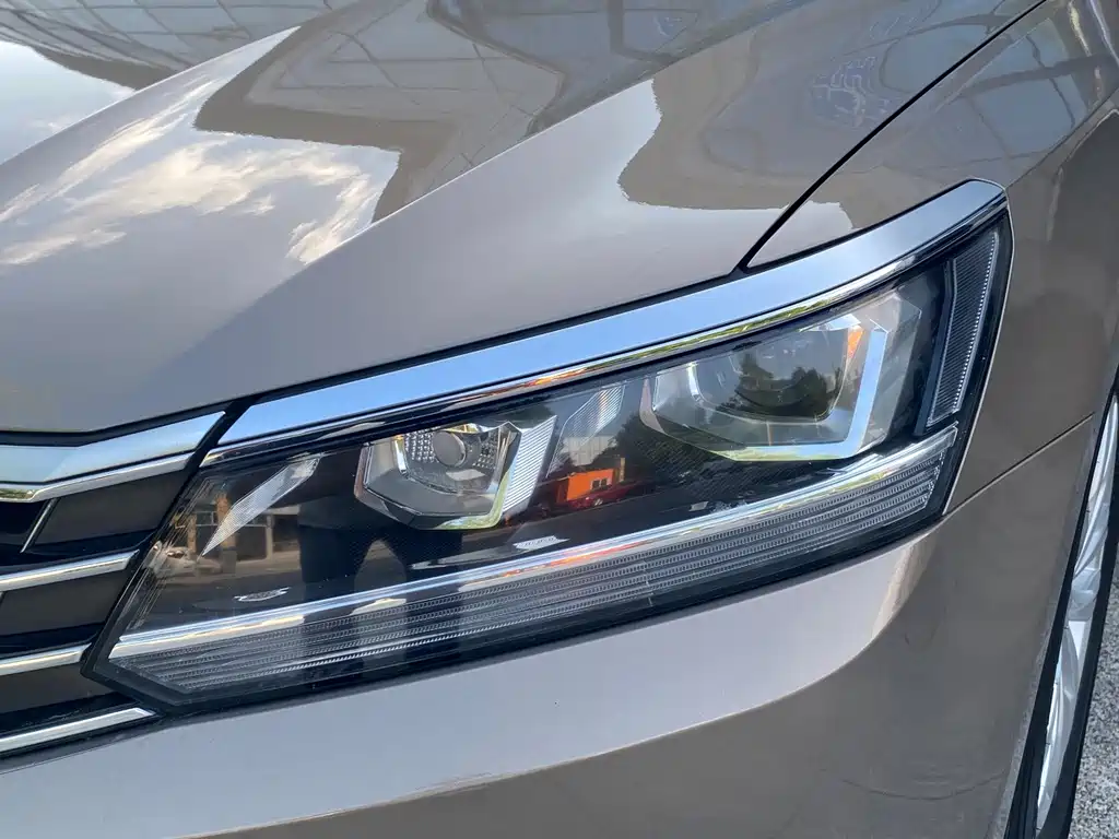 Volkswagen Passat 2016 — фото 15