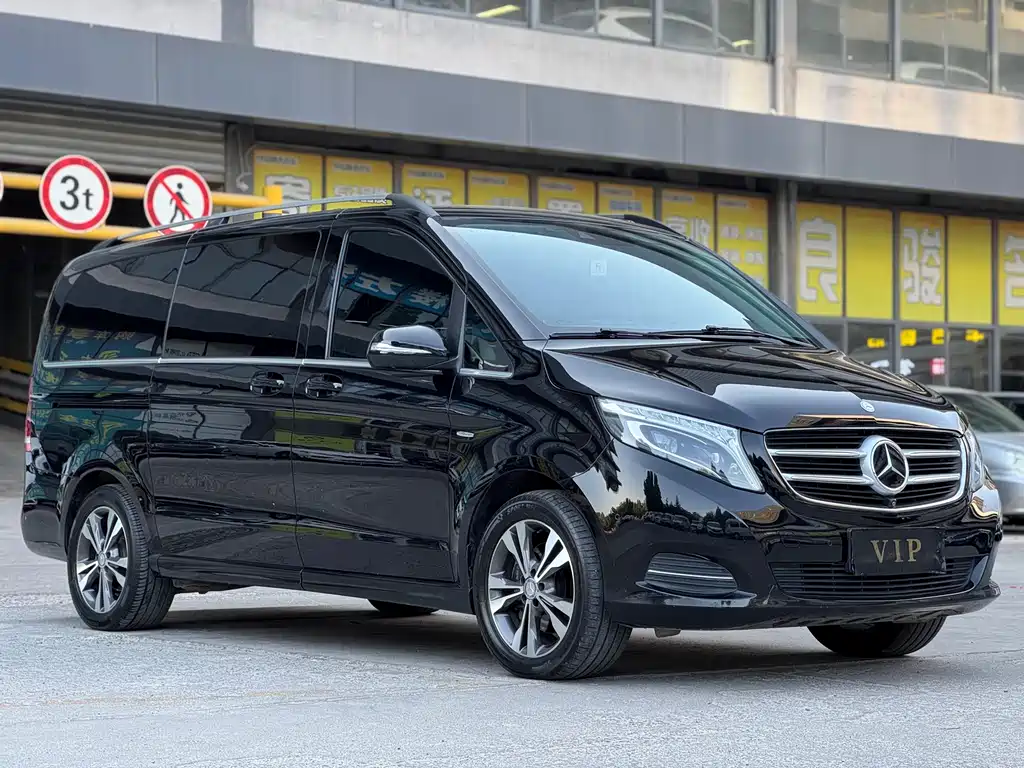 Mercedes-Benz V-Class 2017 — фото 3