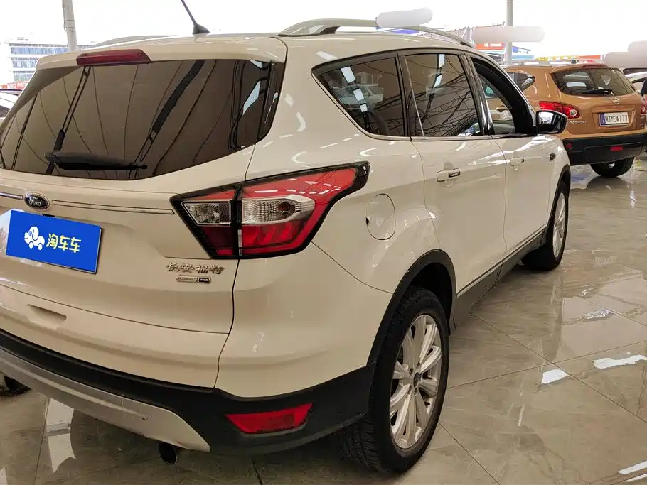 Ford Kuga 2017