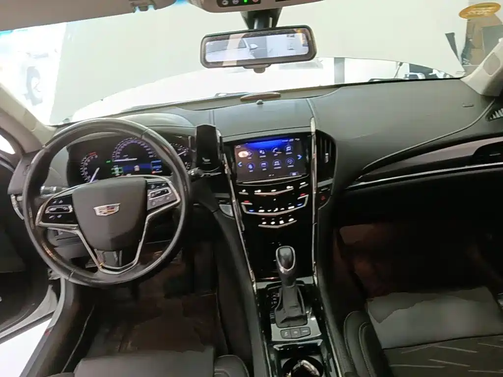 Cadillac ATS-L 2019 — фото 10