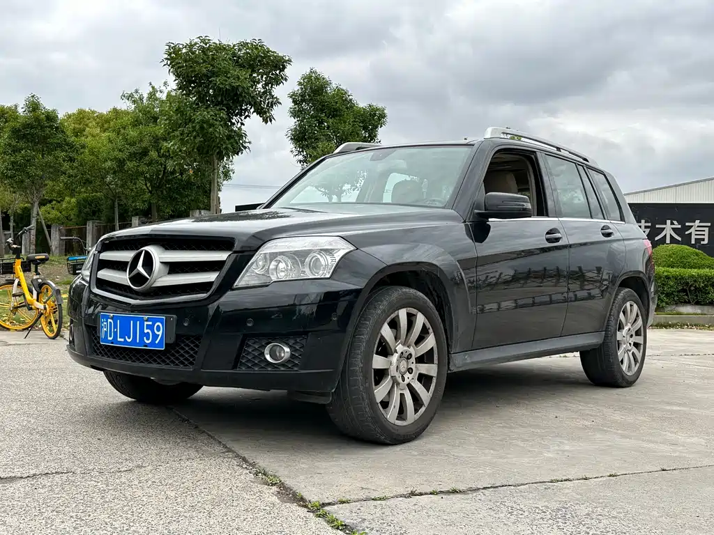 Mercedes-Benz GLK-Class 2011