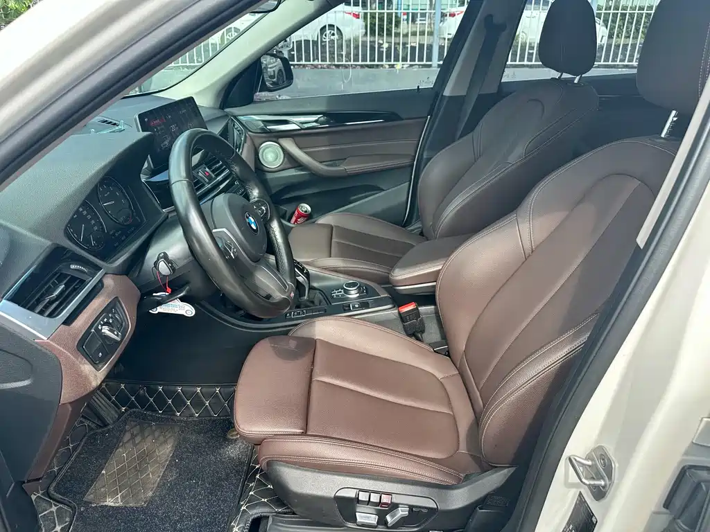 BMW X1 2020 — фото 10