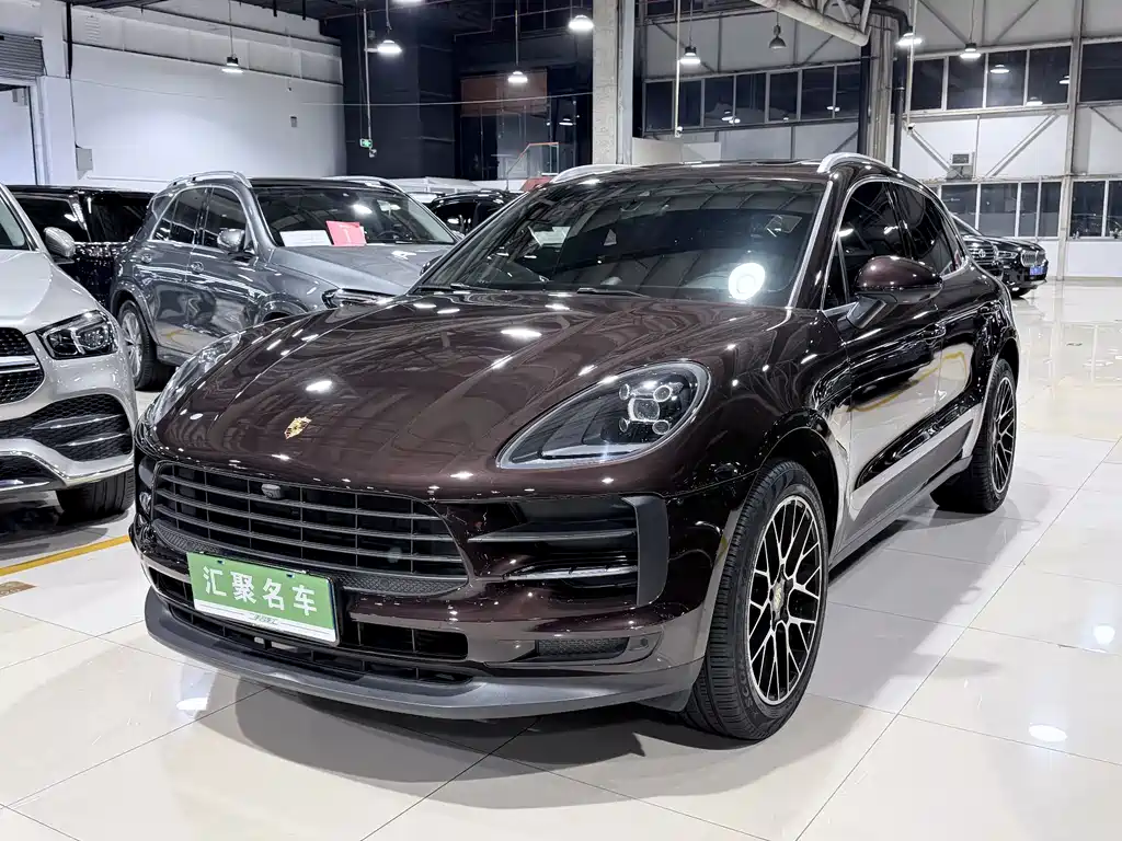 Porsche Macan 2020 — фото 1