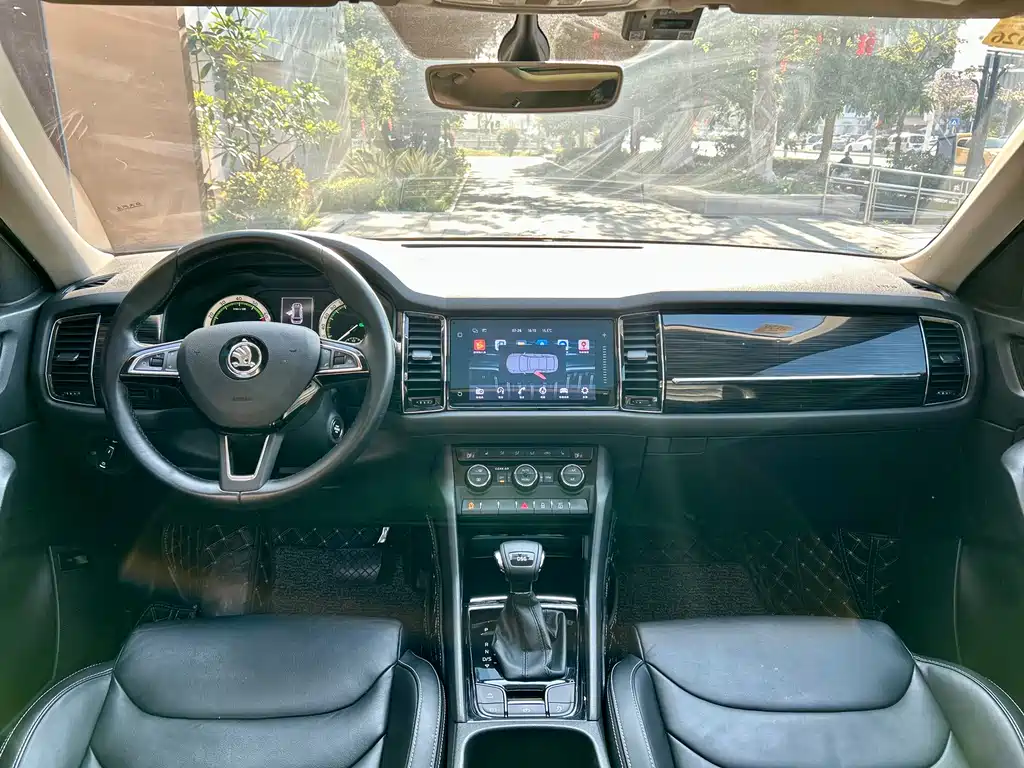 Skoda Kodiaq 2018 — фото 9