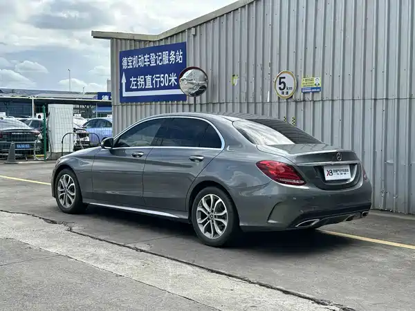 Mercedes-Benz C-Class 2018