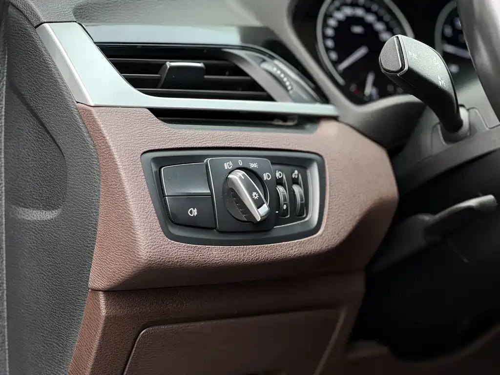 BMW X1 2020 — фото 19