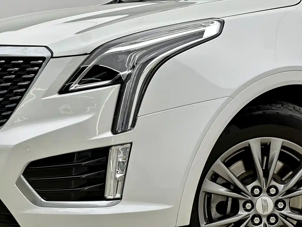 Cadillac XT5 2020 — фото 14