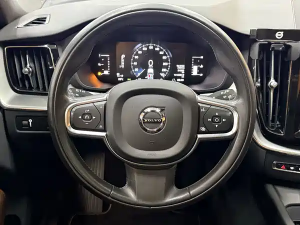 Volvo XC60 2021