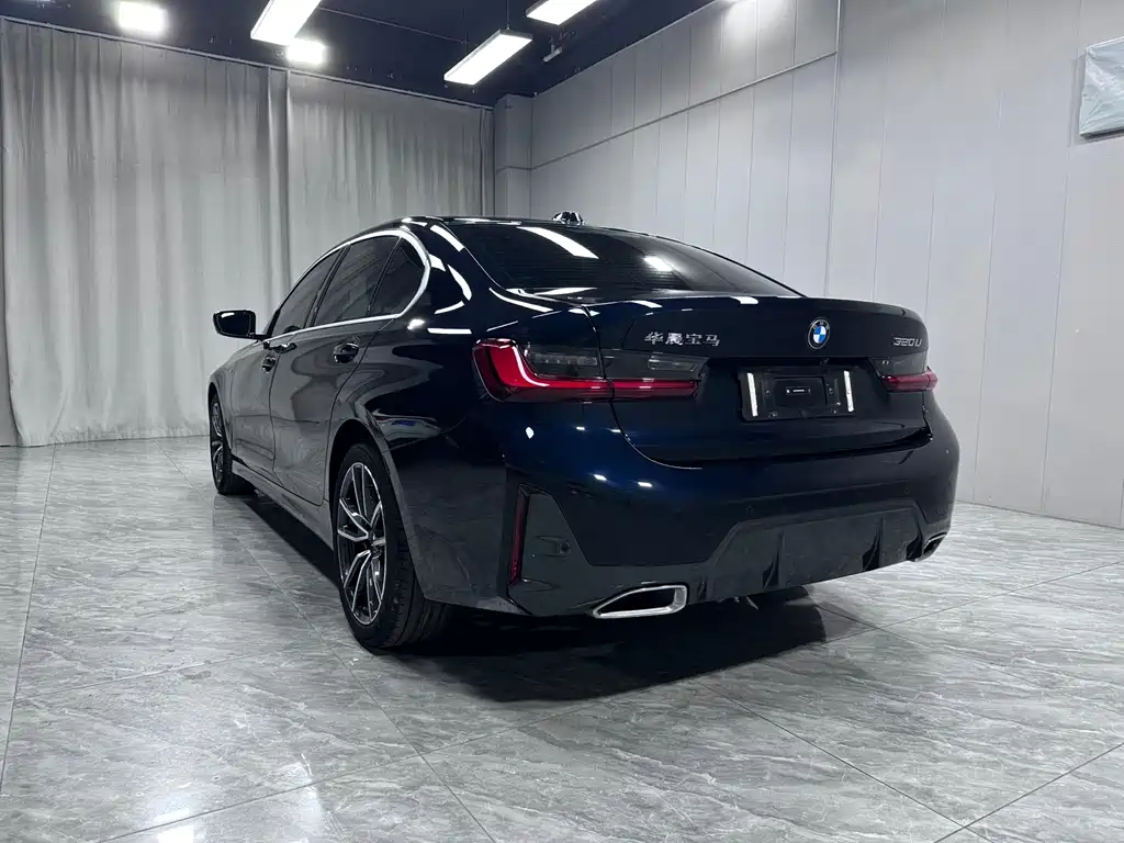 BMW 3 Series 2023