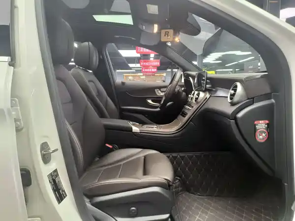 Mercedes-Benz GLC 2022
