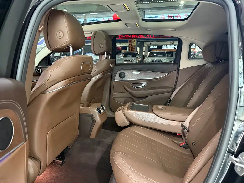 Mercedes-Benz E-Class 2020 — фото 6