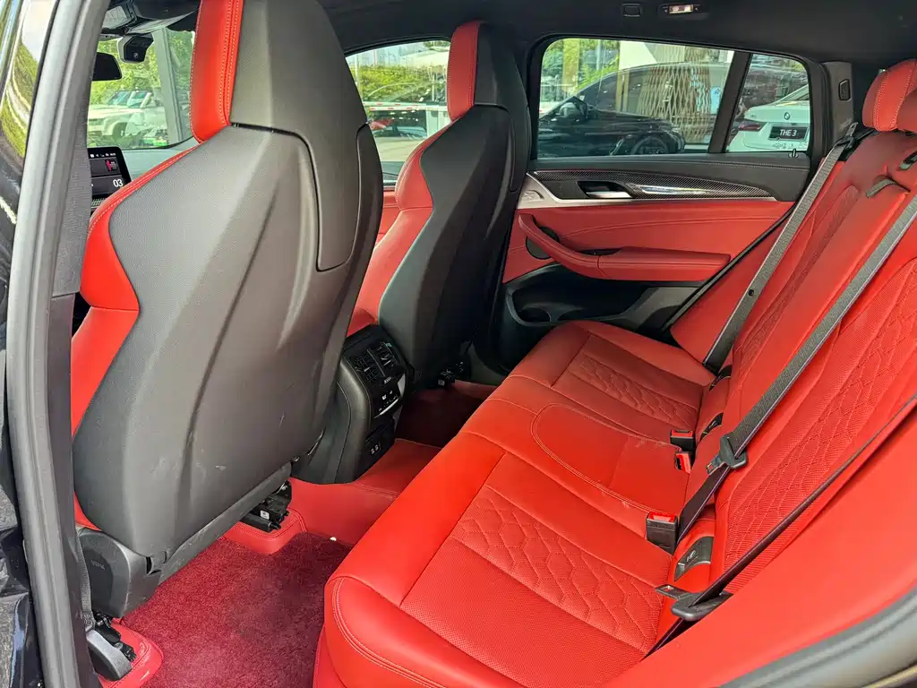 BMW X4 M 2025 — фото 13