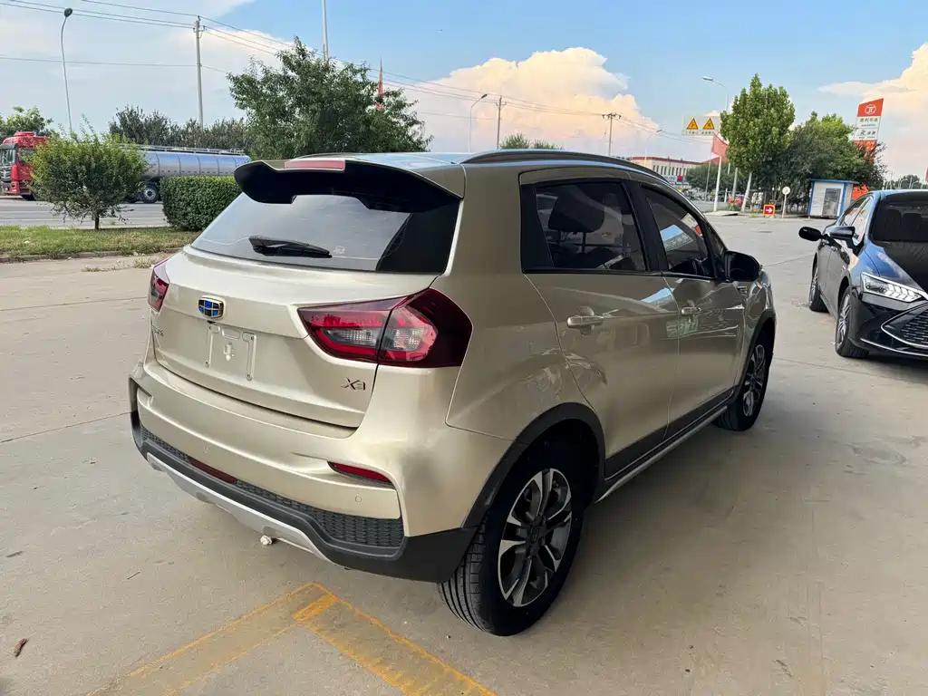 Geely Vision X3 2019 — фото 17